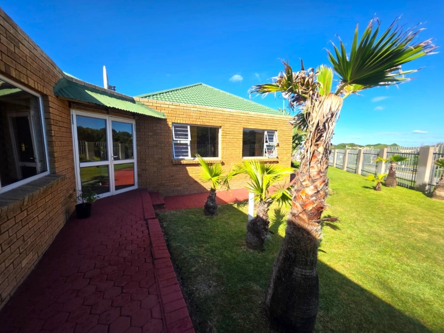 1 Bedroom Property for Sale in Myoli Beach Western Cape